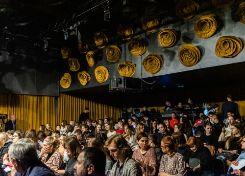 'Tragovi' Dubravke Turić s Marijom Škaričić u glavnoj ulozi u subotu u Arsenu