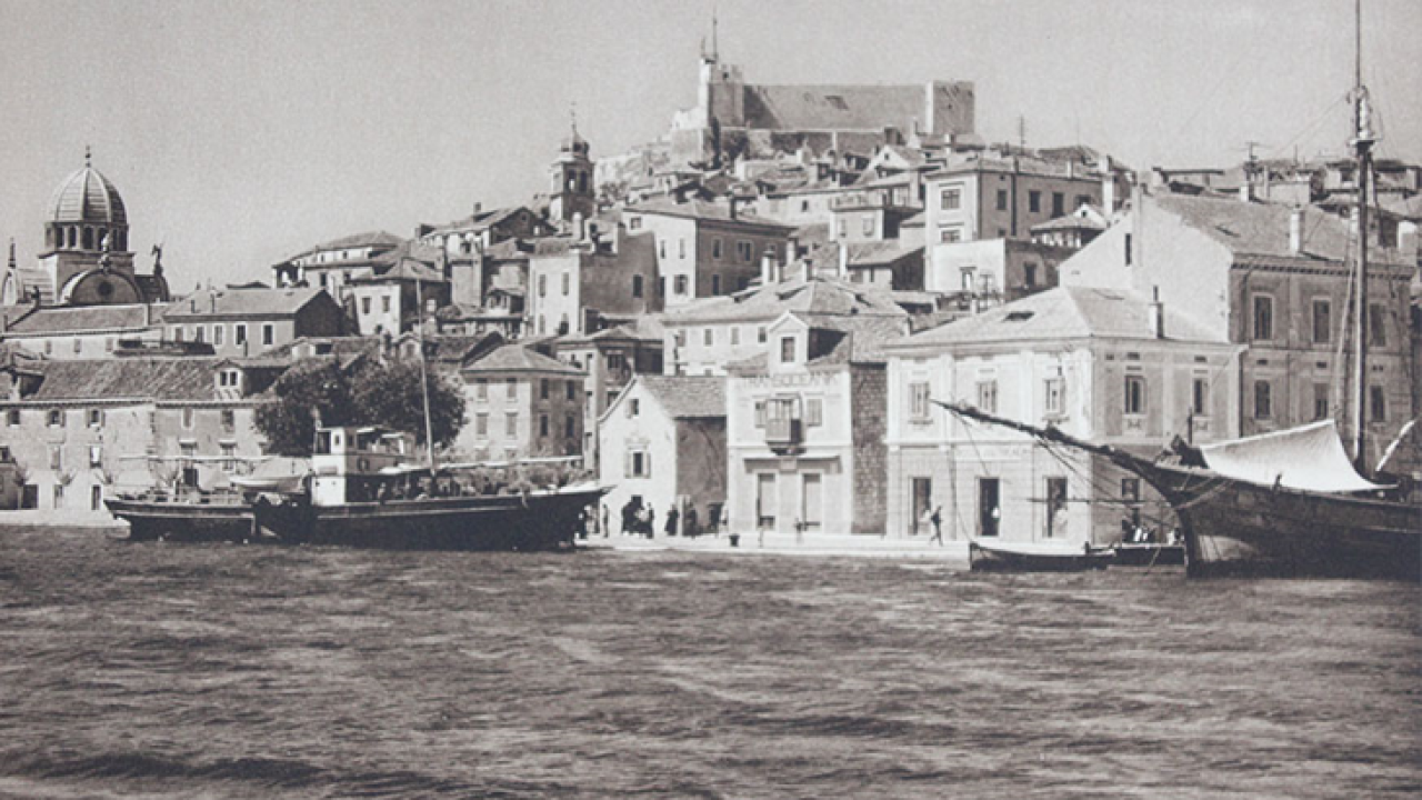 Na svjetski poznatoj stranici objavljene fotografije Šibenika snimljene u razmaku 100 godina