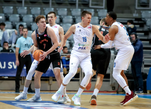 Dobro je i prošlo: Angažiranom igrom Šibenka izbjegla katastrofu kod jakog Zadra