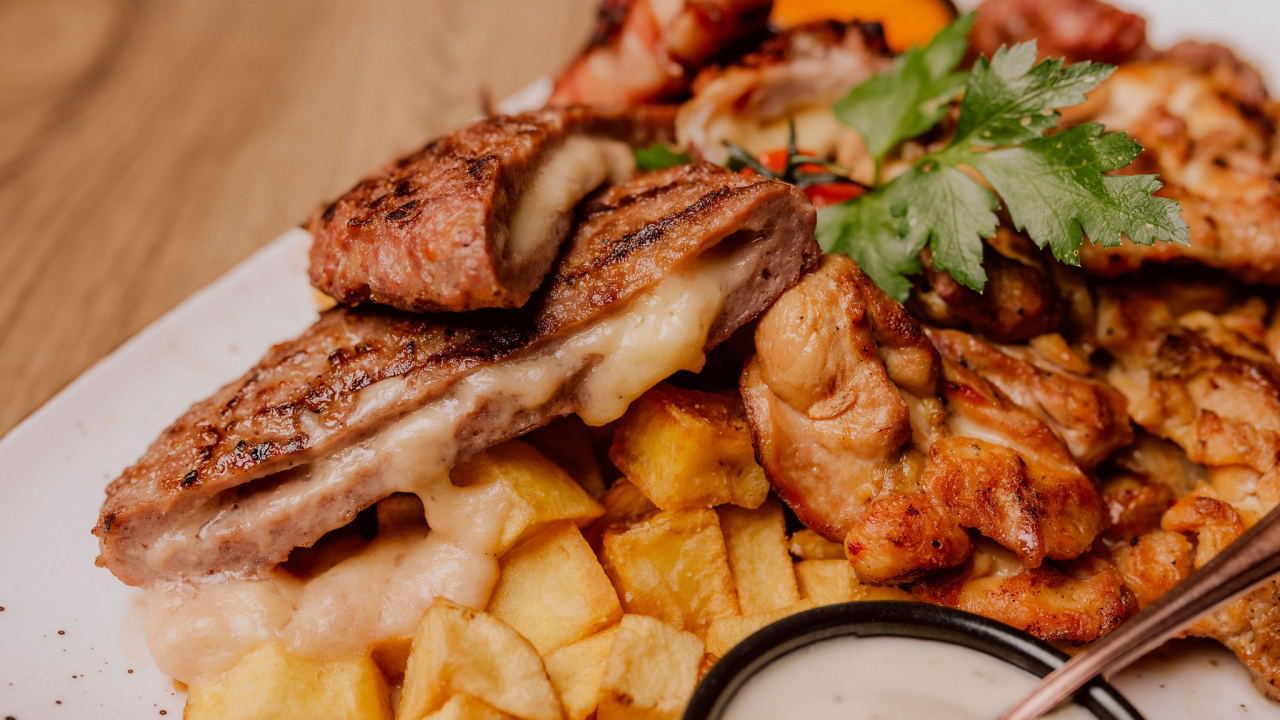 'Kod starog' isprobajte čak tri vrste sočne pljeskavice!