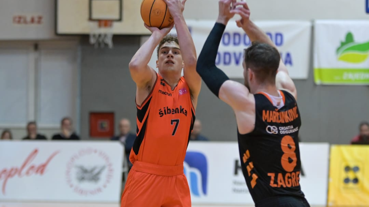 Cedevita Junior i u uzvratu nadmašila Šibenku zahvaljujući tricama