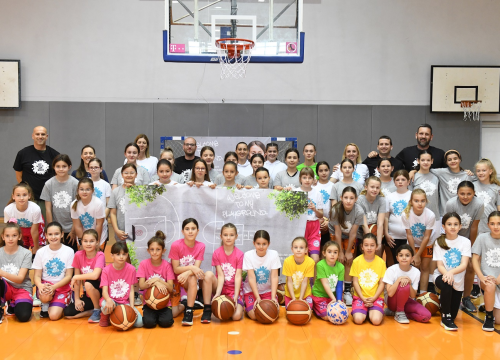 Uspješno održan projekt "Njezin svijet, njezina pravila": 40 djevojčica se zabavljalo i učilo o košarci