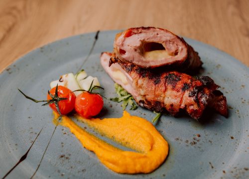 Fotografija 4 - Isprobajte nenadmašne mesne plate u bistrou 'Kod starog'!