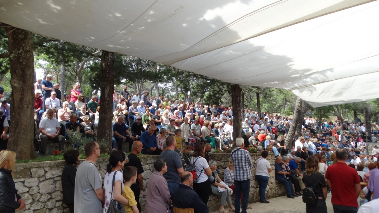 U Tisnom proslavljen blagdan Gospe od Karavaja