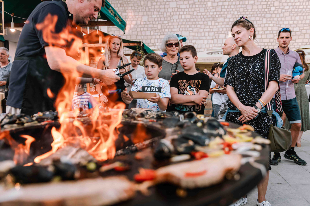 Guštajte u spoju dvije delicije na gastro događaju 'Pidoća & Debit se vole'!