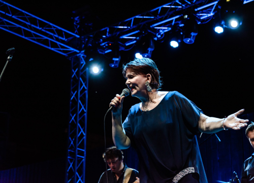 Glazbena diva Zorica Kondža održat će veliki koncert ovo ljeto u Primoštenu!