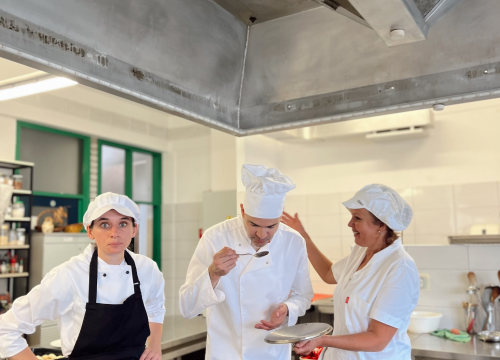 Fotografija 2 - Petnaest polaznika uspješno je završilo praktični dio programa prekvalifikacije POU Šibenik!