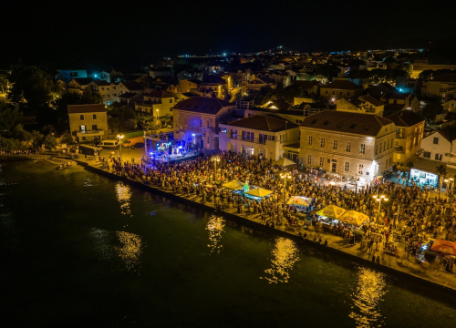 Kiša nije pokvarila atmosferu na Vodičkoj fešti