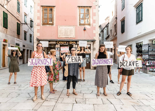 Šibenčanke se priključile prosvjedu protiv femicida: 'U Hrvatskoj je u zadnjih 20 godina ubijeno 400 žena'