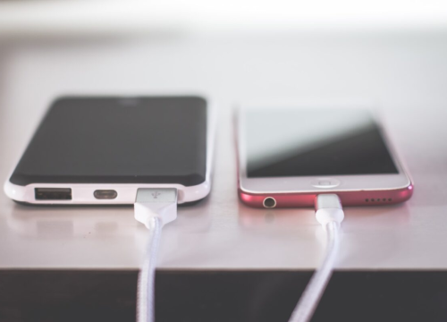 Ako radite ove greške dok punite mobitel, uništavate mu bateriju