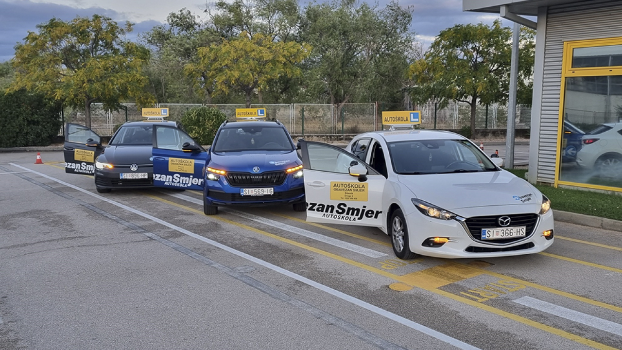 Uz autoškolu Obavezan smjer uspješno položite vozački ispit!
