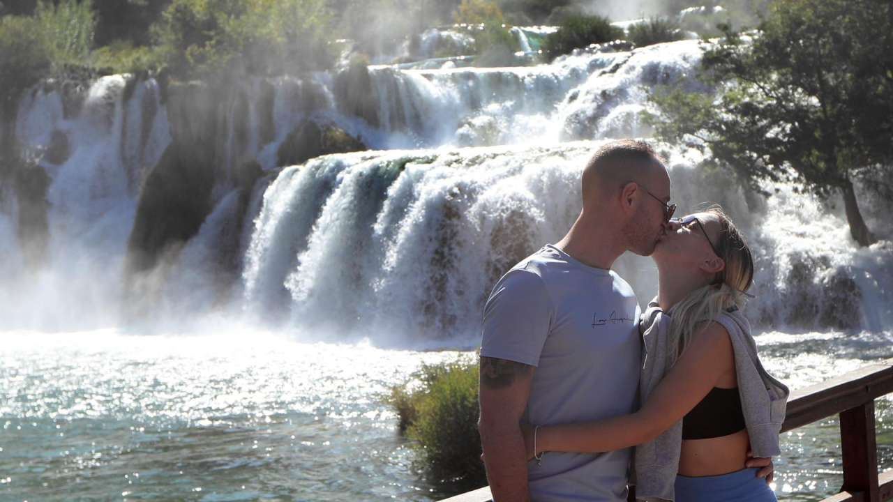 Zakoračili smo u jesen, ali Skradinski buk i dalje je pun: Teško je odoljeti toj romantičnoj prirodi