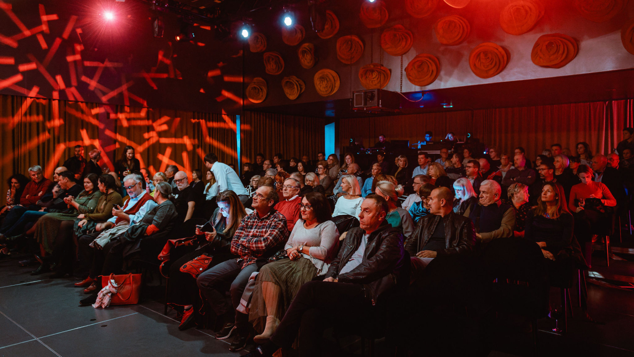 Dodatan termin predstave Ljubavna pisma! Pogledajte što donosi novi tjedan u Arsenu!