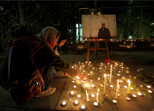 Veliki iranski redatelj Dariush Mehrjui i supruga ubijeni u napadu nožem