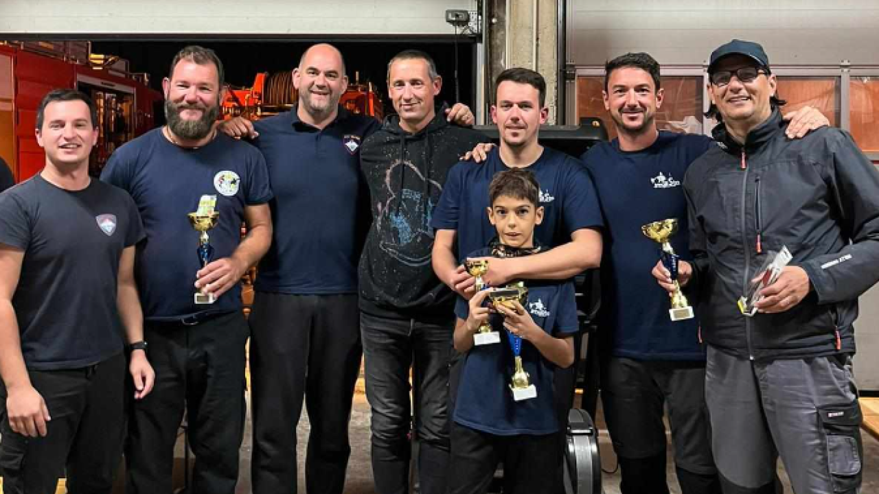 U sjećanje na Tonija Petrova: Vodički vatrogasci u lignjolovu, Bulatovi prvi