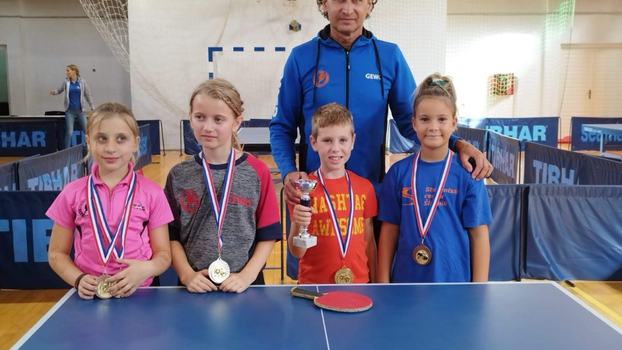 Odličan uspjeh mladih stolnoteniskih nada iz STK Šibenik na Pagu