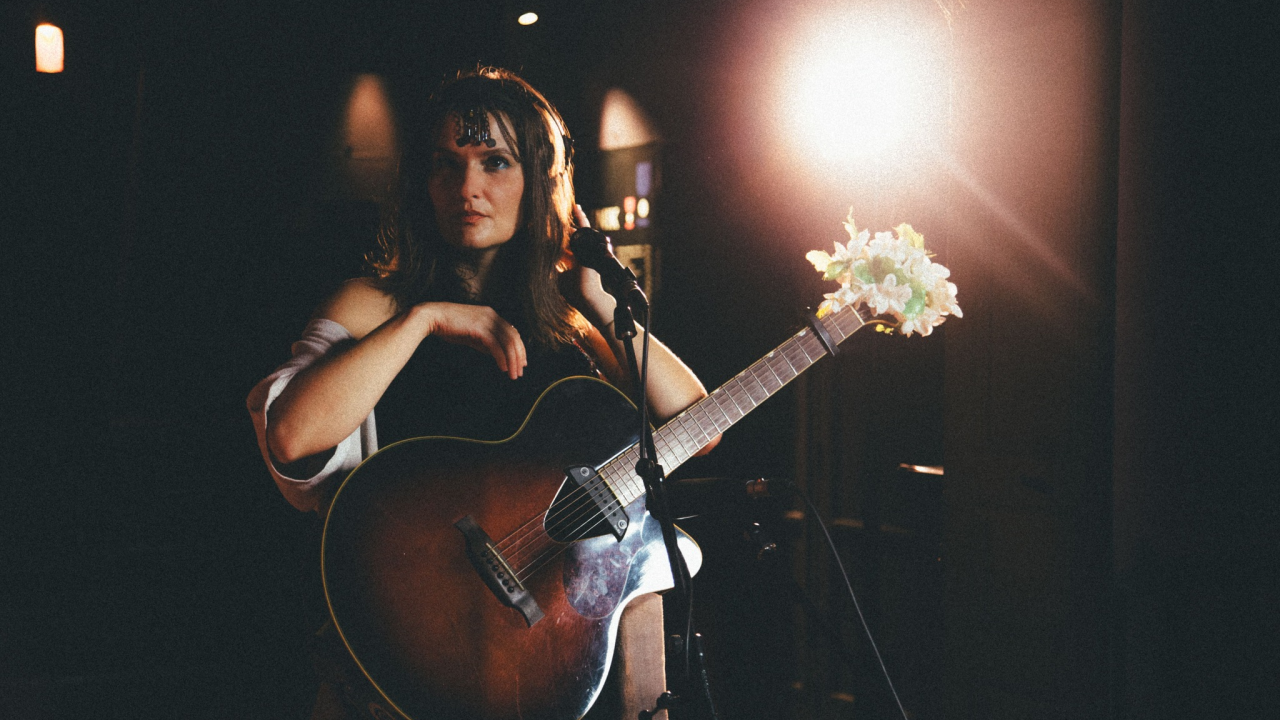 Probijanje Zvučnog zida u Azimutu: Roj osa, Vedran Peternel i Nina Romić