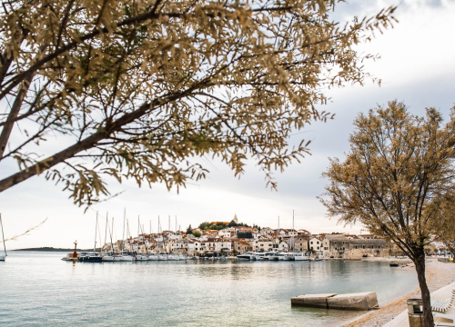 Inspektori u Primoštenu zatvorili bungalove, vlasnici moraju vratiti zaradu unatrag dvije godine