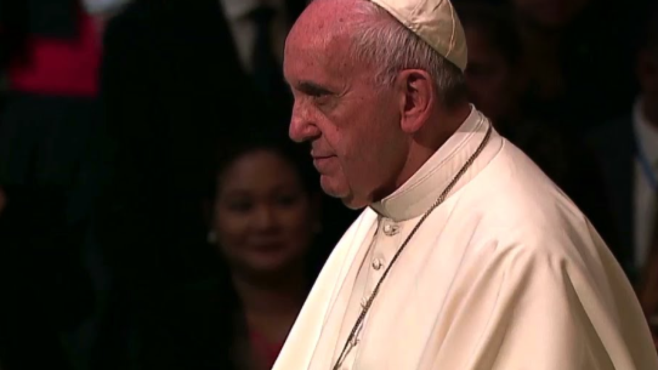 Papa dobro reagira na liječenje, više nije u životnoj opasnosti