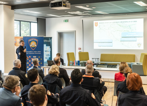 Fotografija 21 - Šibensko-kninska županija oslobođena od mina, župan Jelić: 'S ovim činom smo upravo završili rat'