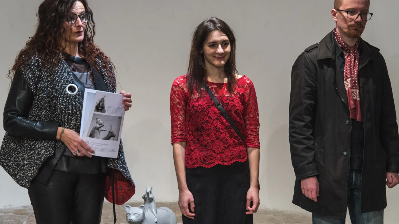 Šibenska kiparica Manuela Pauk u Etnografskom muzeju predstavlja izložbu 'Slatki svetci'
