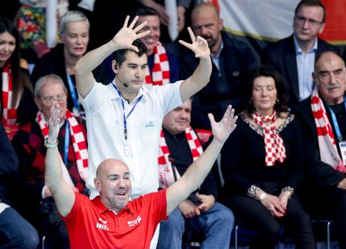 Hrvatska fantastičnom igrom dobila Grke i izborila polufinale Europskog prvenstva
