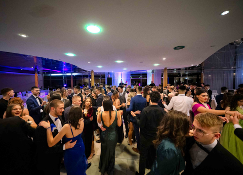 Zavirite na blještavi maturalni ples Tehničke škole Šibenik (2)