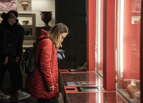 Fotografija 2 - Trčanje, potrage, klape, rock and roll: Noć muzeja u Šibeniku za novu publiku prolazi uz dobar odaziv