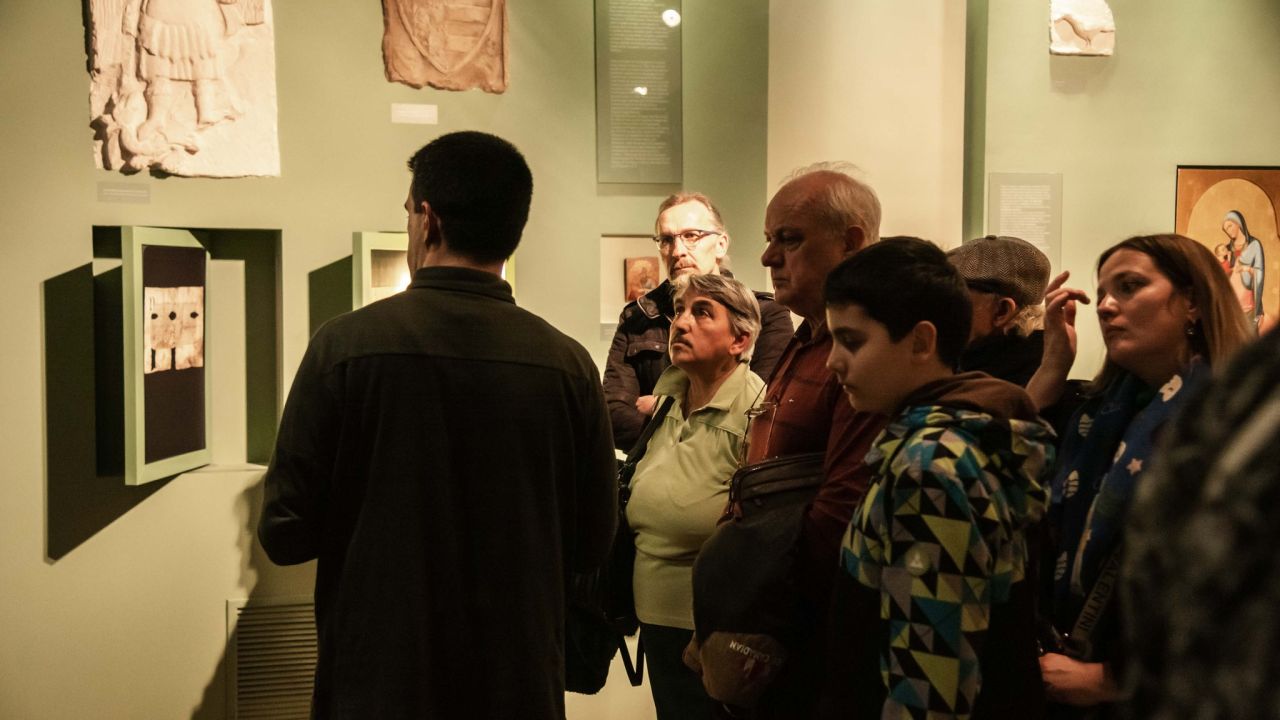 Trčanje, potrage, klape, rock and roll: Noć muzeja u Šibeniku za novu publiku prolazi uz dobar odaziv