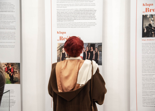 Fotografija 12 - Trčanje, potrage, klape, rock and roll: Noć muzeja u Šibeniku za novu publiku prolazi uz dobar odaziv