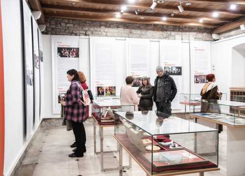 Fotografija 19 - Trčanje, potrage, klape, rock and roll: Noć muzeja u Šibeniku za novu publiku prolazi uz dobar odaziv