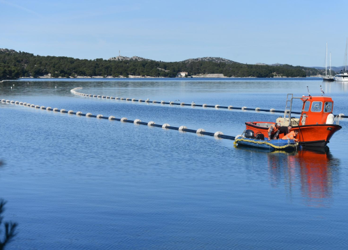 Traju radovi na cjevovodu Srima-Prvić-Obonjan: Cijevi se spajaju u Mandalini pa vuku na poziciju