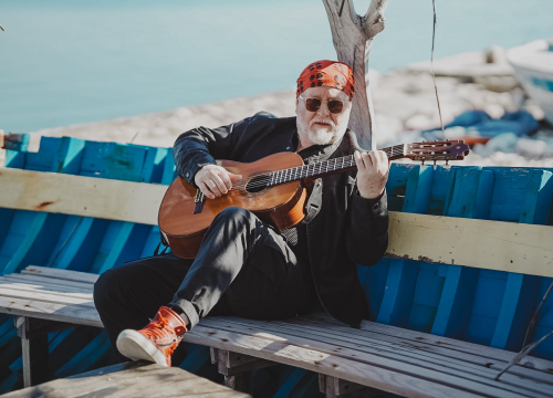 Povratak murterskog Berekina: Oliver Jakovčev objavio novi spot 'Reci mi, more moje'