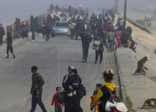 Više od 70 ubijenih u napadu izraelske vojske na ljude koji čekaju hranu