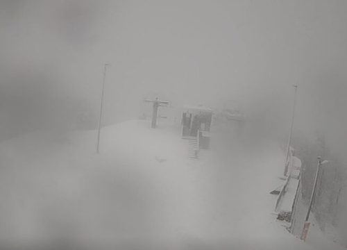 Na Platku i na Zavižanu pada snijeg