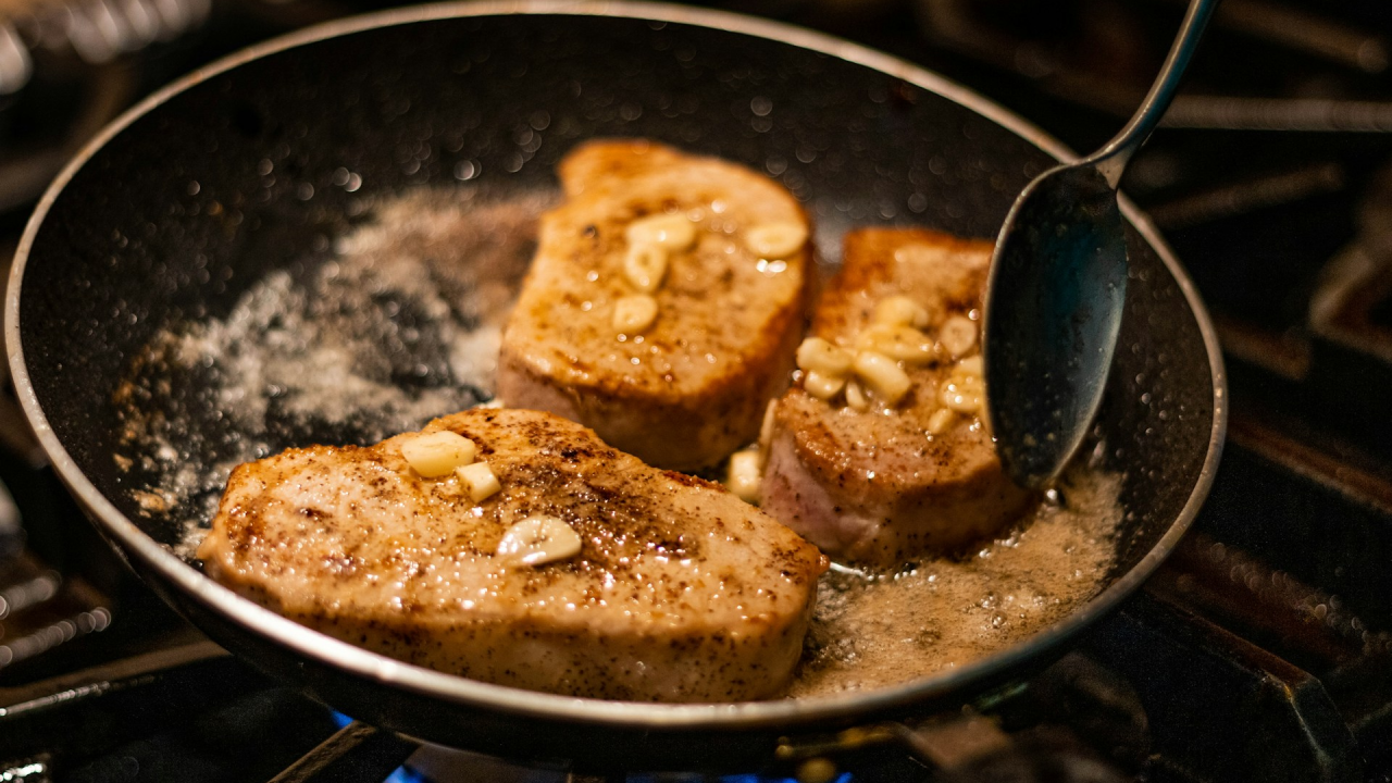 Trik koji pomaže kad ulje prska na sve strane: 'Hvala baki'