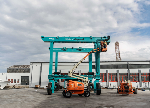 Fotografija 6 - U tijeku je montaža novog travellifta kapaciteta 75 tona u Iskra brodogradilištu!