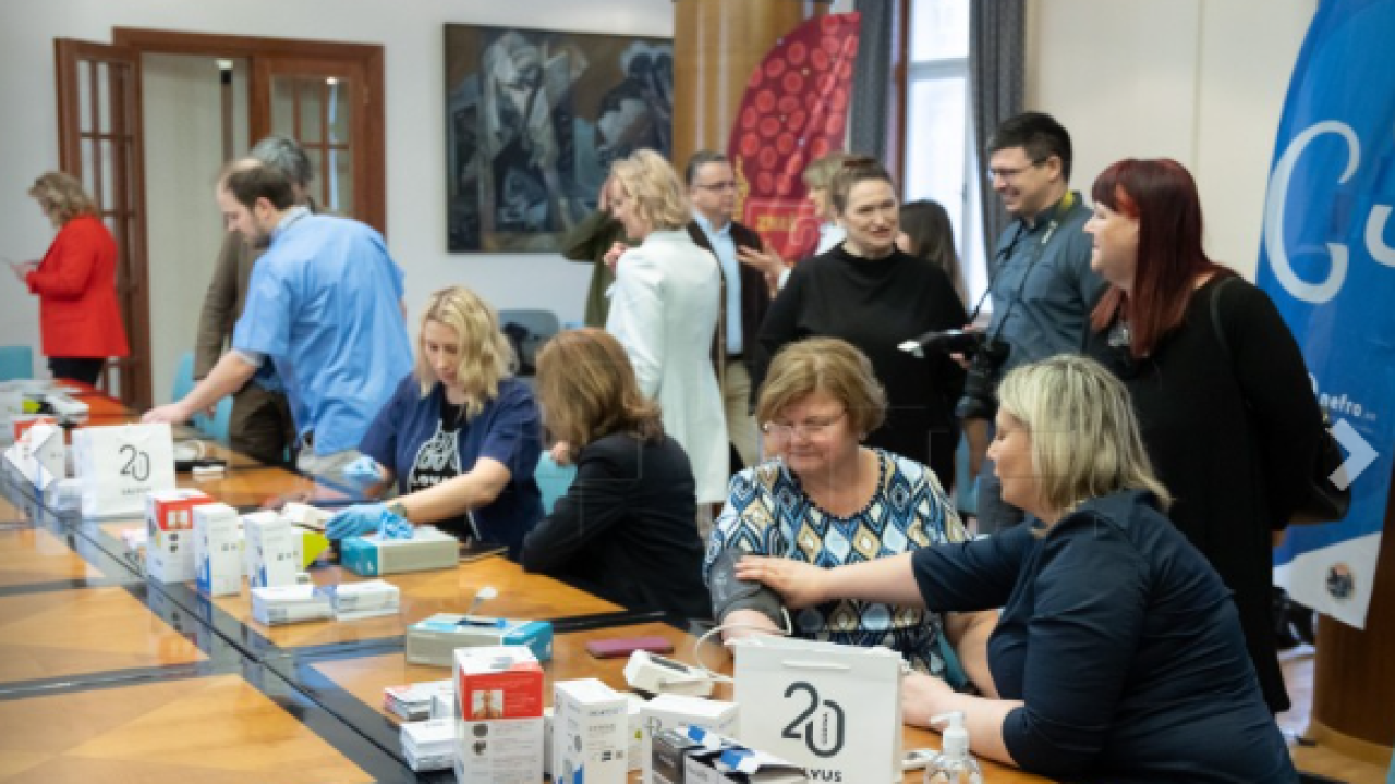 U povodu Svjetskog dana bubrega zastupnicima mjeren tlak, šećer, kolesterol