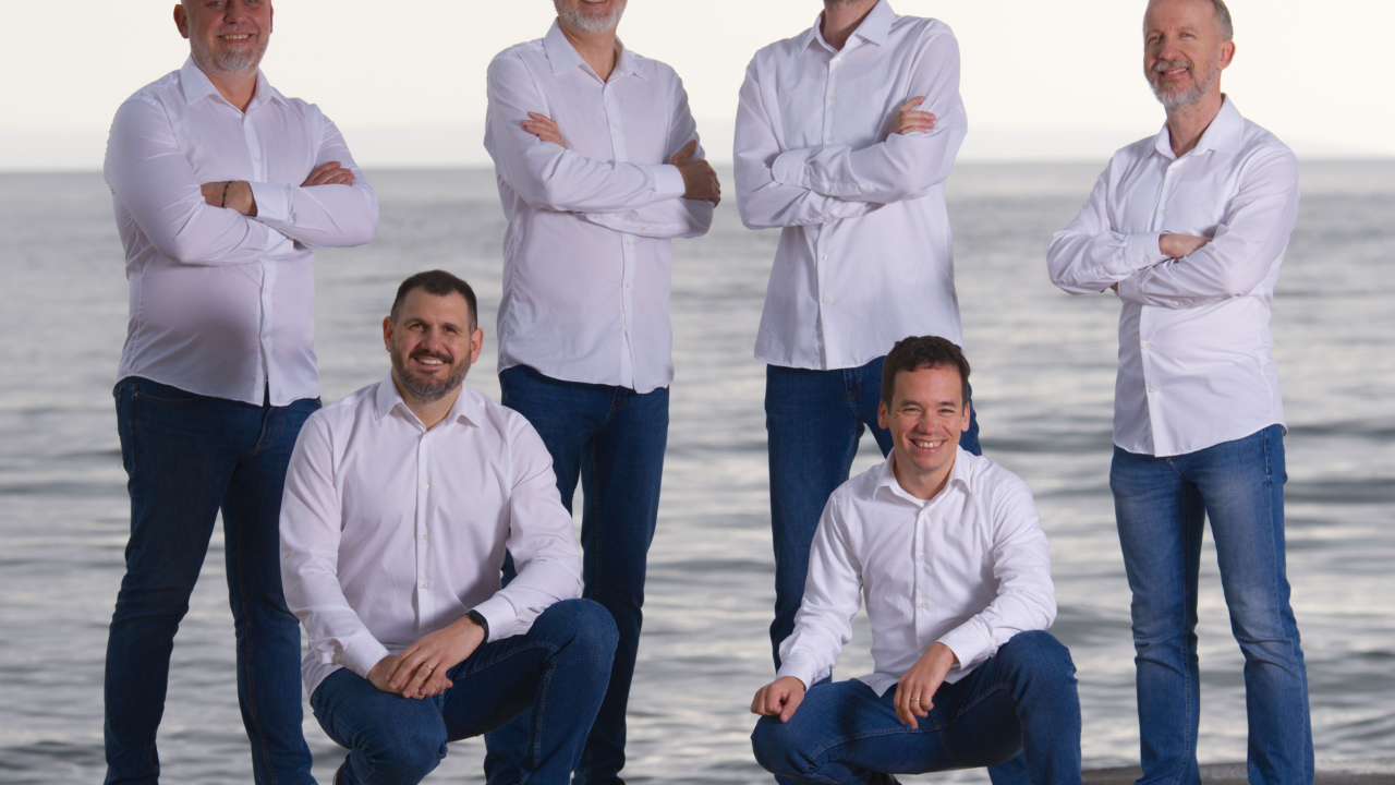 Poslušajte novu pjesmu klape Kampanel s kojom žele izmamiti osmijeh svima