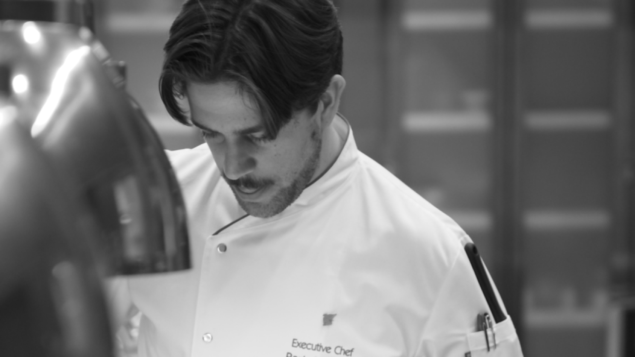 Tišnjaninu Bartolu ljubav prema kuhanju prenijela je baka, a danas je kuhar u luksuznom restoranu: 'Odricanja ima, ali je uspjeh nagrada'