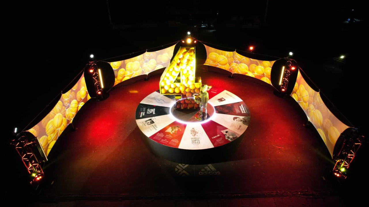 'Dvorana, lopta, stolice': Instalacija Dražena Petrovića stigla na zagrebački Festival svjetla