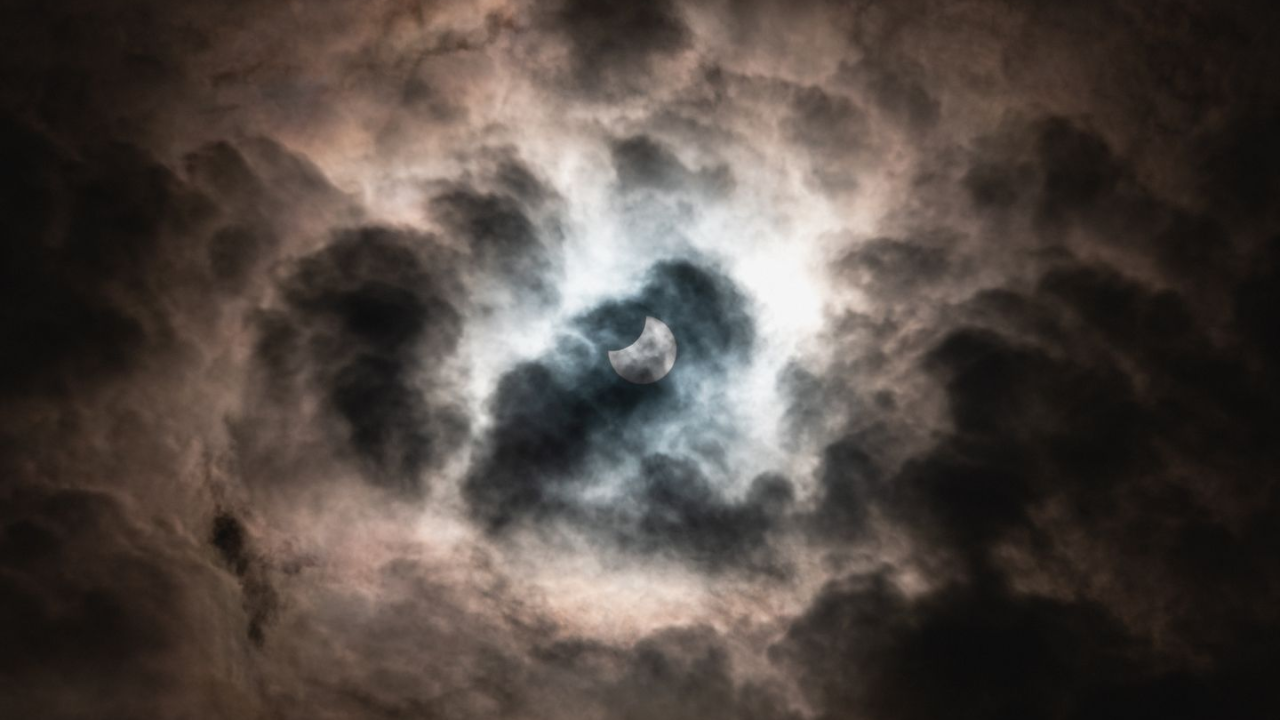 Danas je potpuna pomrčina Sunca. Iz Hrvatske je možete vidjeti u prijenosu NASA-e