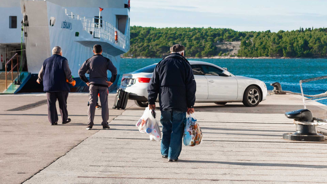 Popis stanovništva pokazao koliko imamo umirovljenika i u kojem sektoru radi najviše Hrvata