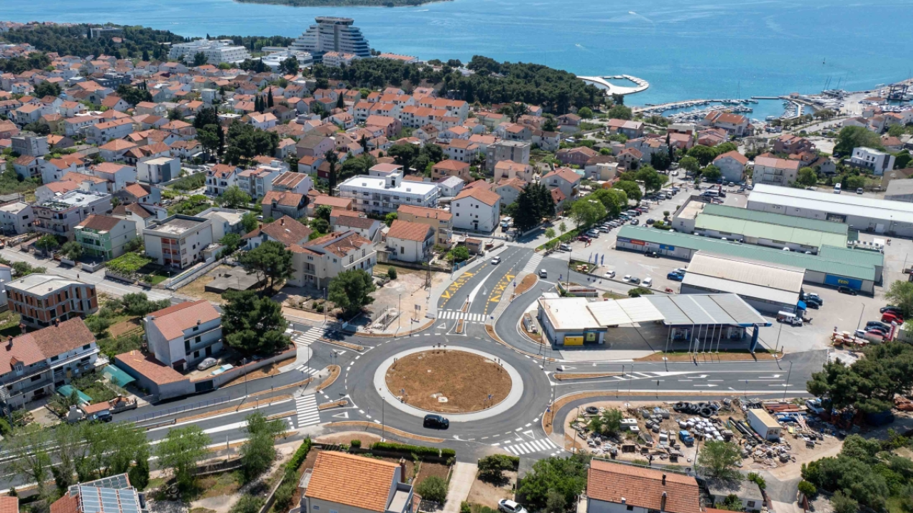 Otvoren za promet novi rotor kod pumpe u Vodicama