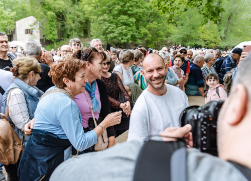 Fotografija 26 - Podijeljeno tisuću sadnica lavande i lovora: 'Želimo očuvati naše ekosustave i poticati bioraznolikost'