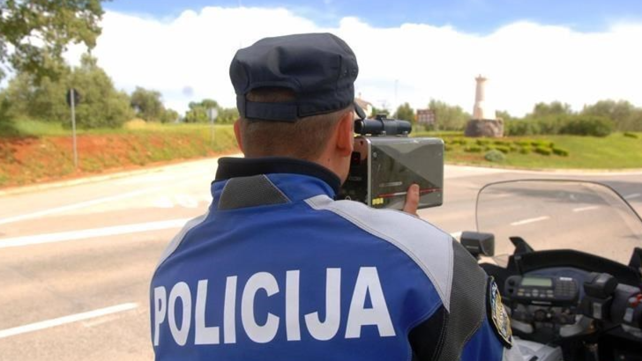 Splićanin (35) jurio autocestom 208 kilometara na sat: Dobio 660 eura kazne