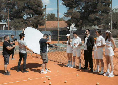 BluVinil izbacio slatki ljetni hit na temu zvijeri i hidrogena, redatelj spota Dugandžić otkriva nam zašto su odlični