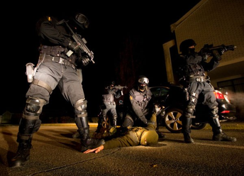 Uskok im stavlja na teret prodaju skoro 80 kilograma kokaina, trave i speeda u inkriminiranih godinu dana