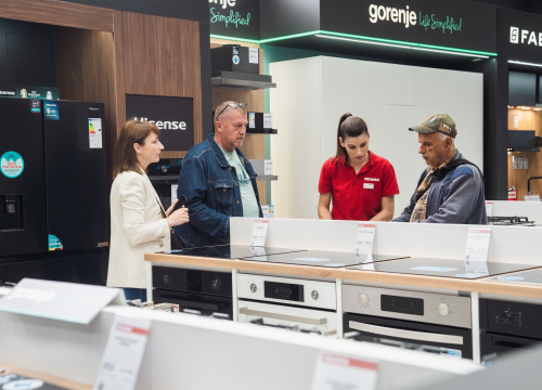 Fotografija 6 - Samo za najbrže: Građa dijeli 10 besplatnih TV-a i velike popuste za Euro!