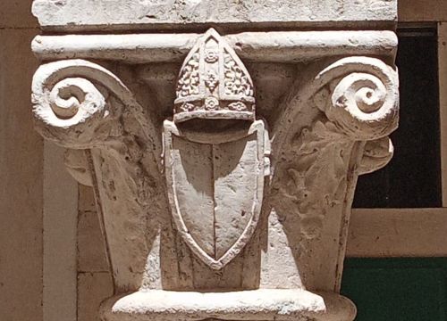 U Šibeniku ovih dana sve sami plemenitaši, a neki kao da su zaboravili svoje vlaško porijeklo